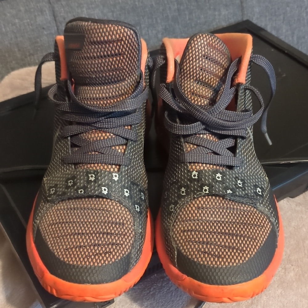 Nike KD TREY 5 III (GS) Grade School